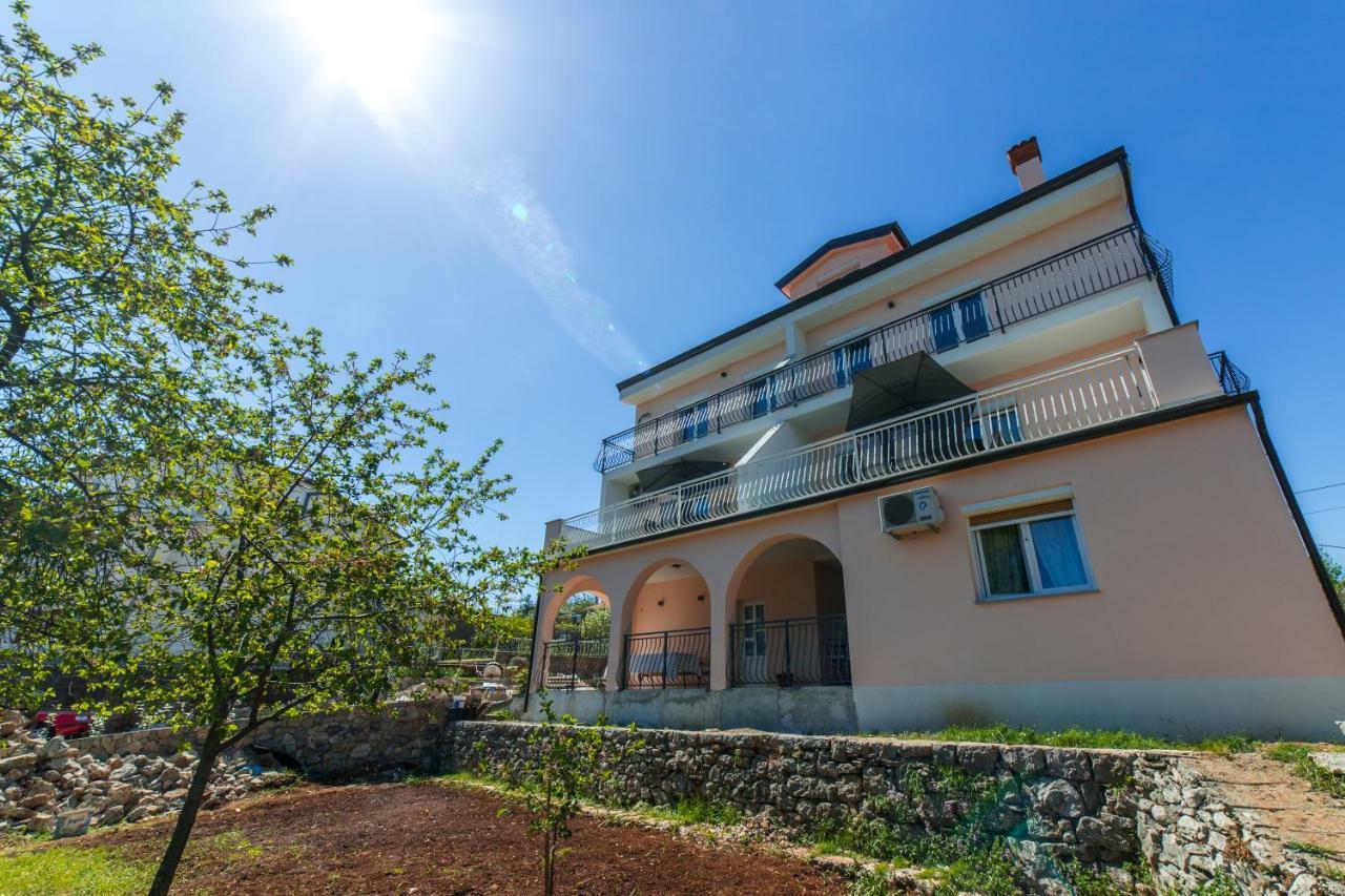Apartments Raspolic Кастав Екстер'єр фото
